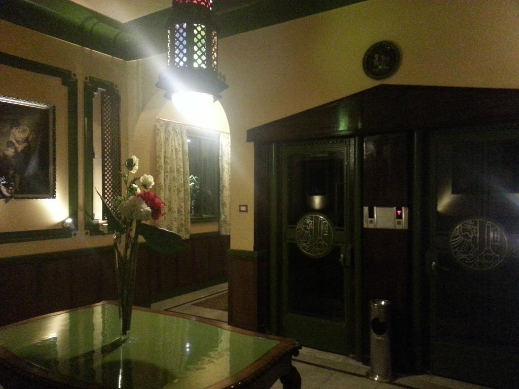 Carlton Downtown Cairo Hotel Екстериор снимка