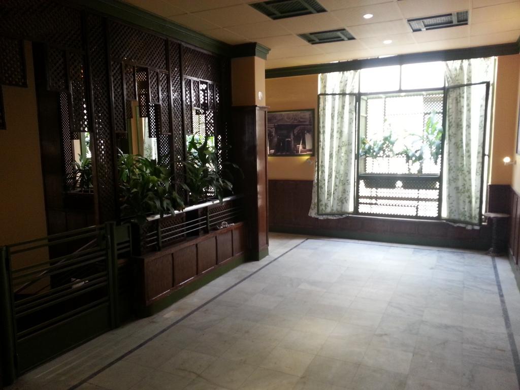 Carlton Downtown Cairo Hotel Екстериор снимка