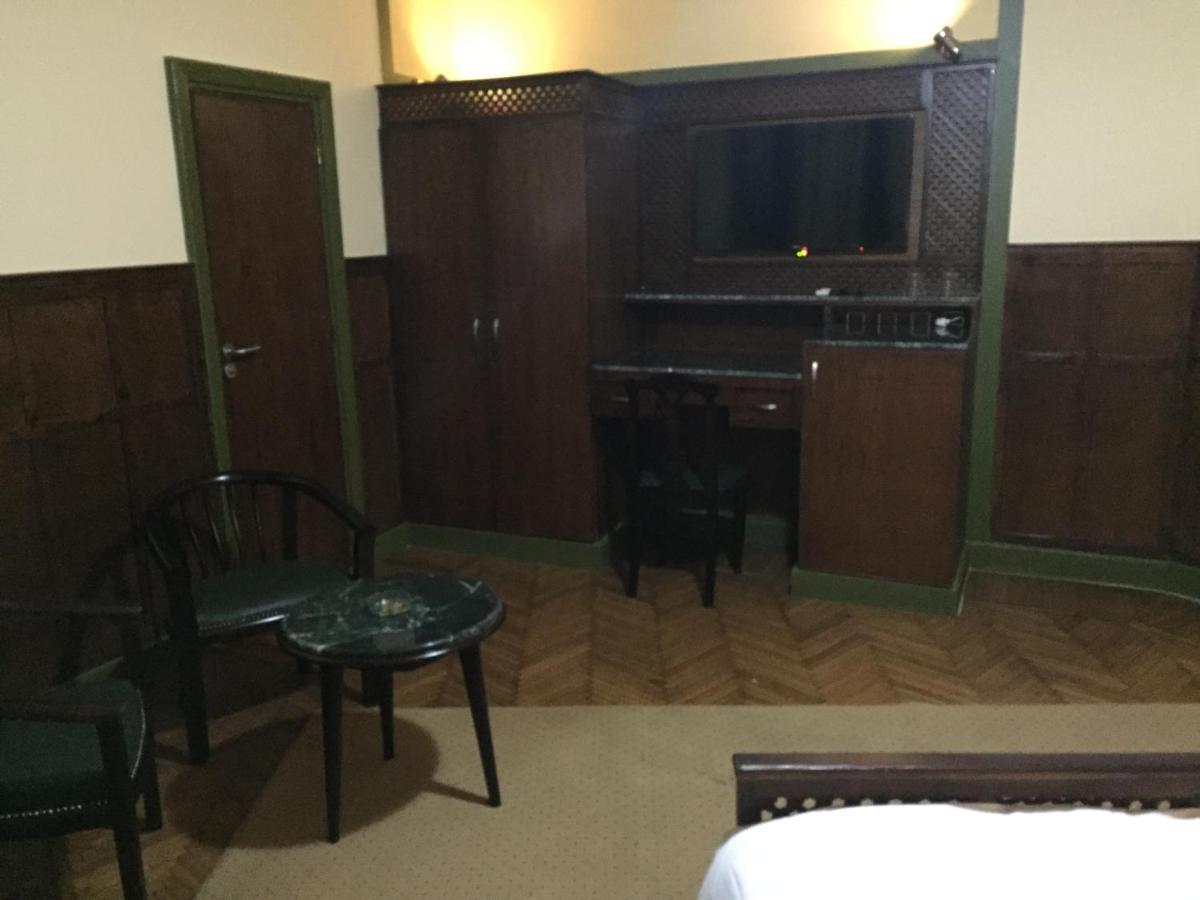 Carlton Downtown Cairo Hotel Екстериор снимка