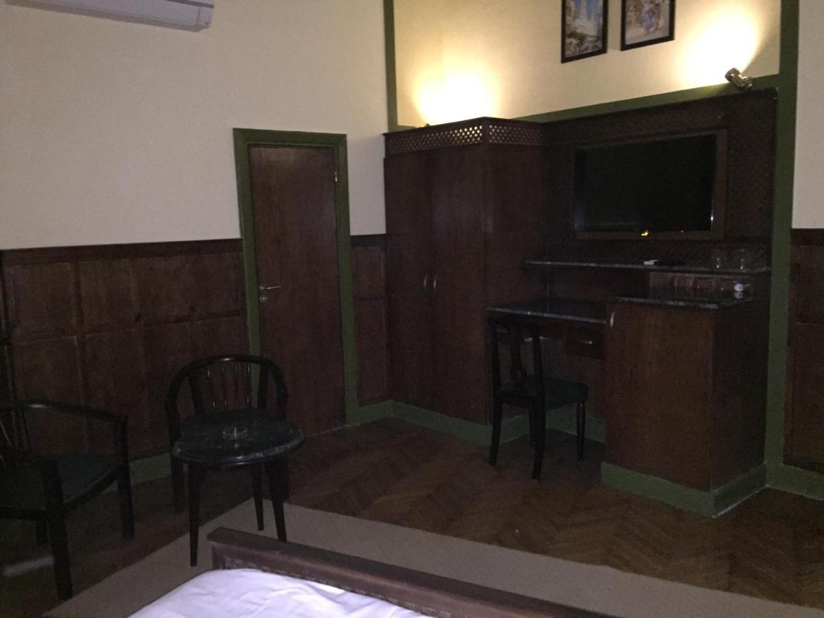 Carlton Downtown Cairo Hotel Екстериор снимка